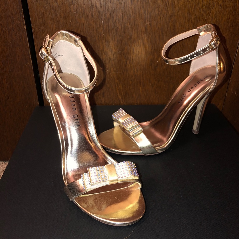 Steve Madden Gold Heels